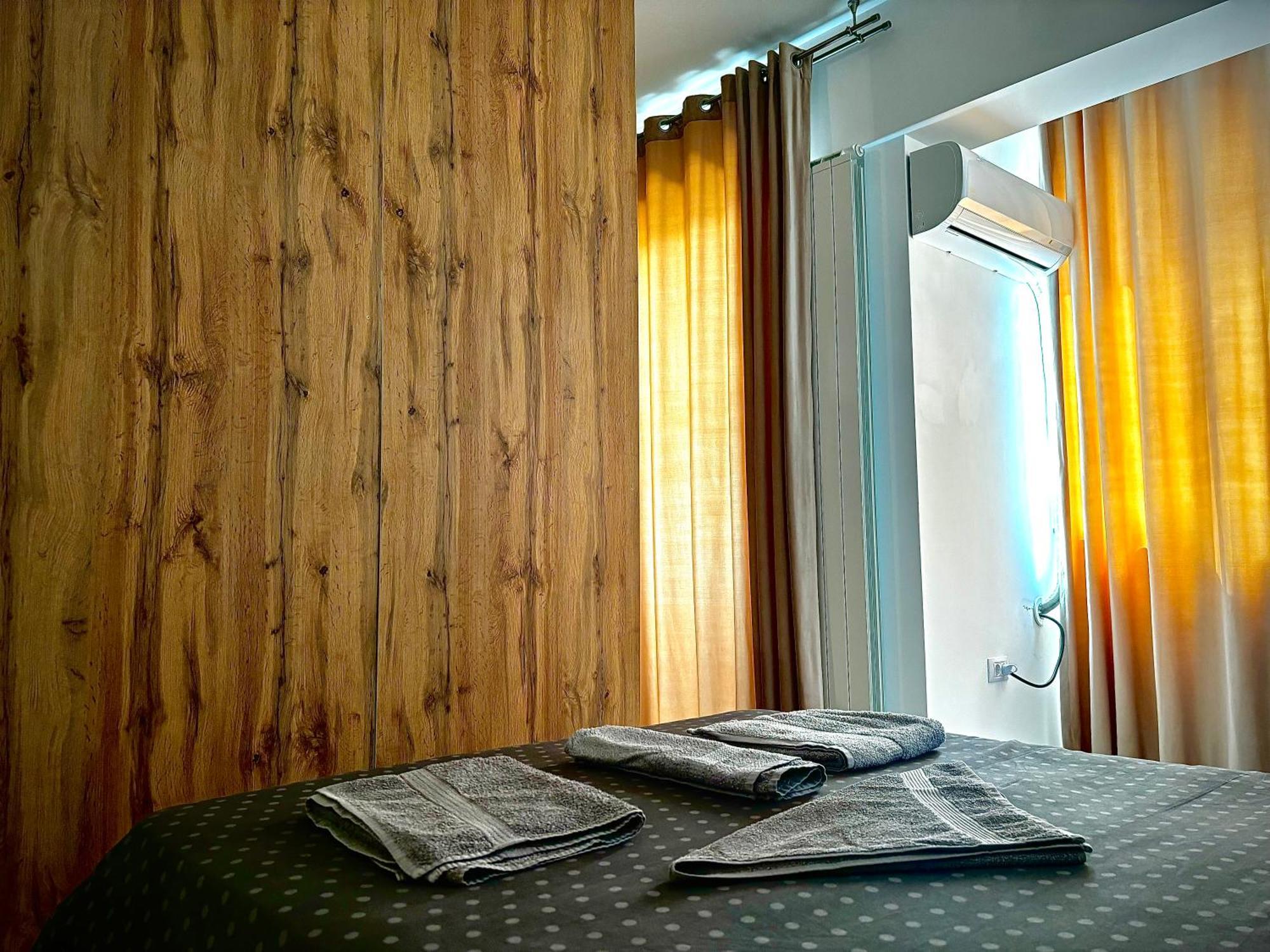 Sky View - Free Parking Apartment Iasi Exterior foto