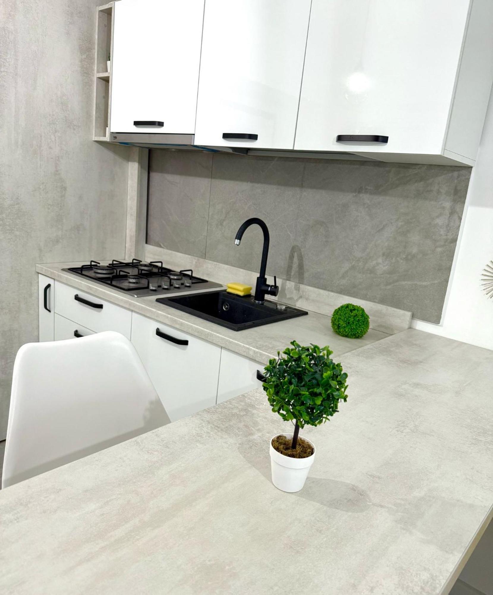 Sky View - Free Parking Apartment Iasi Exterior foto